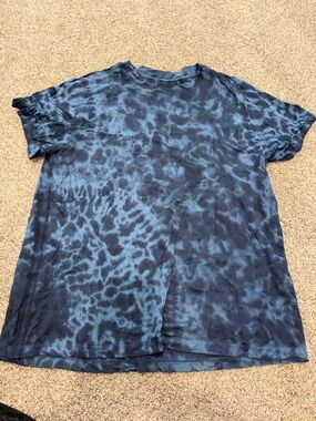 lululemon athletica Navy and Black Tie-Dye Short Sleeve Tee